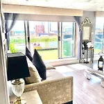 Two Bedroom Penthouse * Glasgow