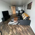 Apartamento Modern 2-bed In Secc/hydro