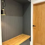 West End Tenement アパート グラスゴー