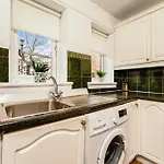 Spacious 2-bedroom Main Door With Private Parking