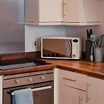 Royal Chambers Serviced Apartamento *