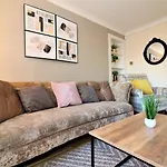 Apartament Signature - Shield House *