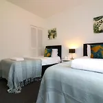 Apartman Signature - Glen Lee House *