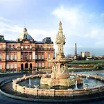 La Casita, Quarry - 2 Bedroom Entire With Free Parking Glasgow