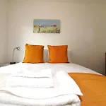 Signature - Oatlands House *