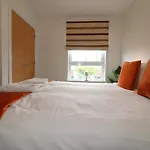 Signature - Oatlands House