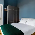Incredible Contemporary Flat In Heart Of West End * グラスゴー