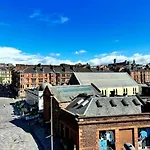 Lägenhet Two Bedroom Maisonette In The Heart Of The West End *