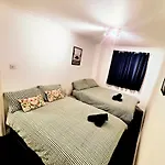 Appartement La Casita, Quarry - 2 Bedroom Entire With Free Parking Glasgow