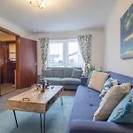 Ideal Contractor 2-bed Near Ferienhaus