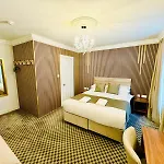 Sandyford Hotel