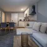 Happy Haven Home, West End - Pass The Keys Appartement