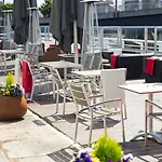 Hilton Garden Centre Szálloda 4*