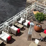 Hilton Garden Centre Szálloda