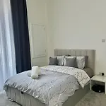 Three Bedroom In Centre アパート グラスゴー