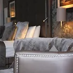 Number 10 Hotel Glasgow