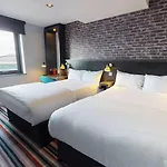 Village Hotel Glasgow