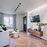 Jw Executive Aparthouse