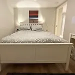 2-bed Flat In East End * グラスゴー