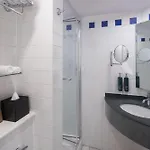 Hilton Garden Centre