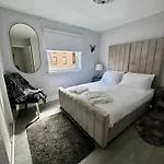 2 Bedroom At Secc Hydro Free Parking *
