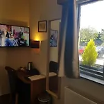 Crosshill House Hotel Glasgow