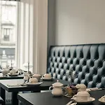 Hotel Royal West End 3*
