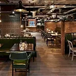 Hotel Village Glasgow