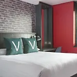 Village Hotel 4*
