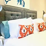 Byevo Almar - Close To And Airport - Perfect For Contractors Or Large Groups *