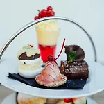 Hotel Sherbrooke Castle