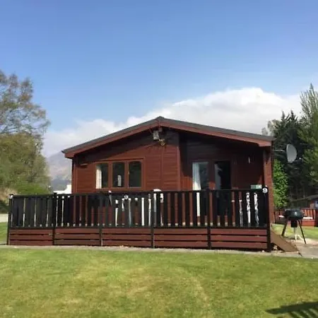 No1 Rowardennan Dağ evi *