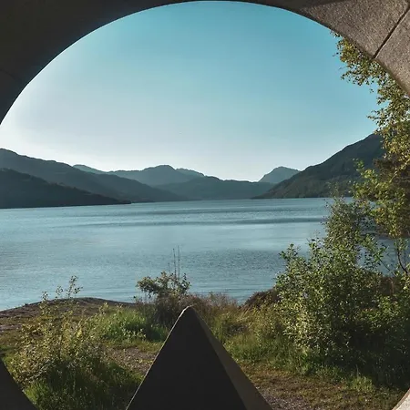 At Loch Lomond Daire *