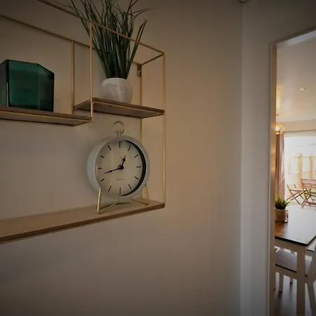 Hébergement de vacances The Oatland - Luxury House With Private Garden & Parking Glasgow
