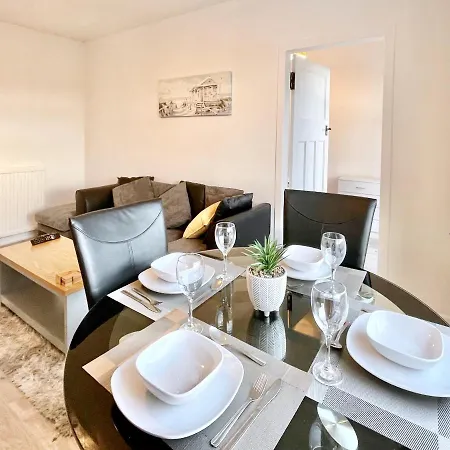 Kingsbridge Tatil Evi Glasgow