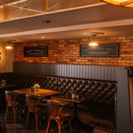 The Redhurst Glasgow Inn Giffnock