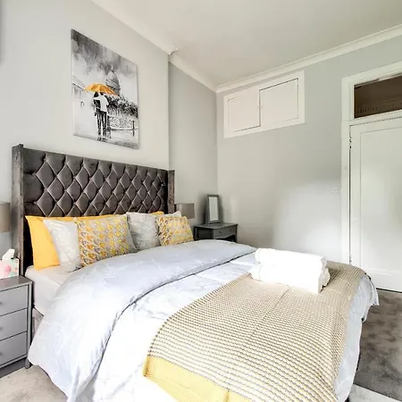 Pass The Keys Stylish 2 Bed In Heart Of West End * Glasgow