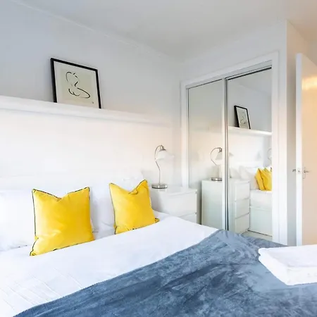 St Vincent Apartment Glasgow