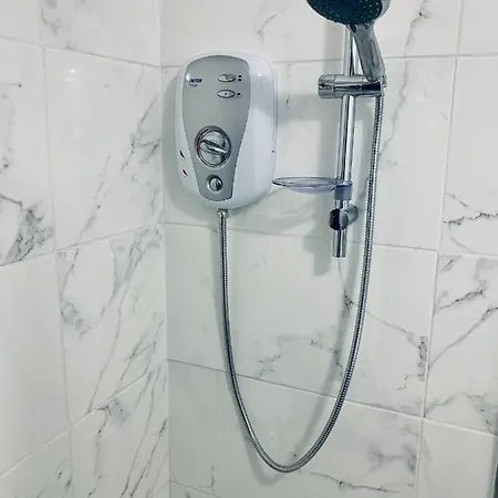 Апартаменты City Centre Flat With River Views And Parking *