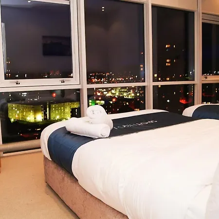 Apartment Views Centre Freeparking *