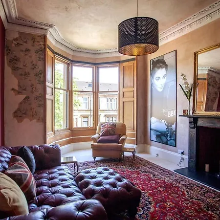 Unique Character 2bd, In Heart Of West End *