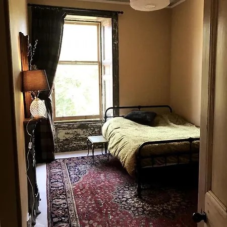 Unique Character 2bd, In Heart Of West End * Glasgow