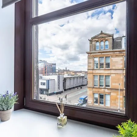 Clydeview Lux Centre
