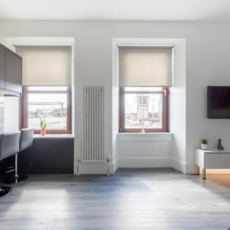 Apartment Clydeview Lux Centre *