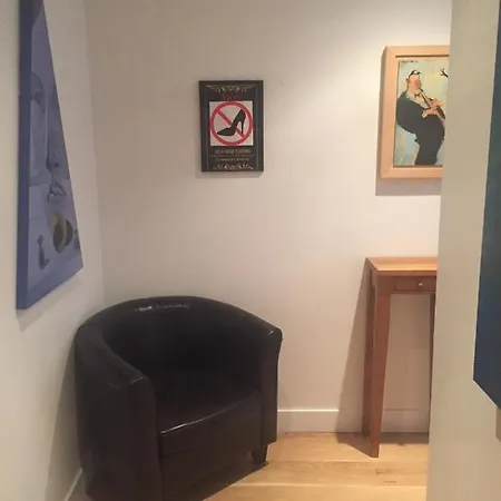 Scott House Apartment