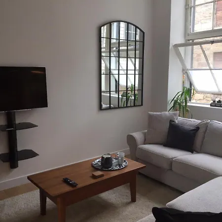Scott House Apartment