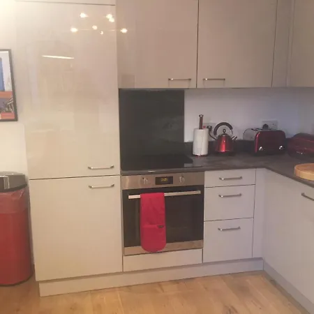 Scott House Apartment