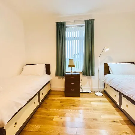 Millerston House بيت للعطل