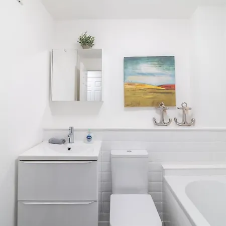 Luxury Flat In The Heart Of The Westend 아파트