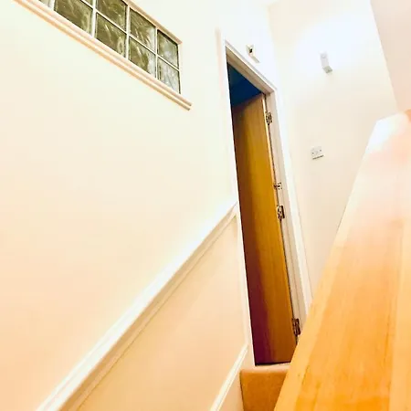 Centre G1 Penthouse With Riverviews - Duplex